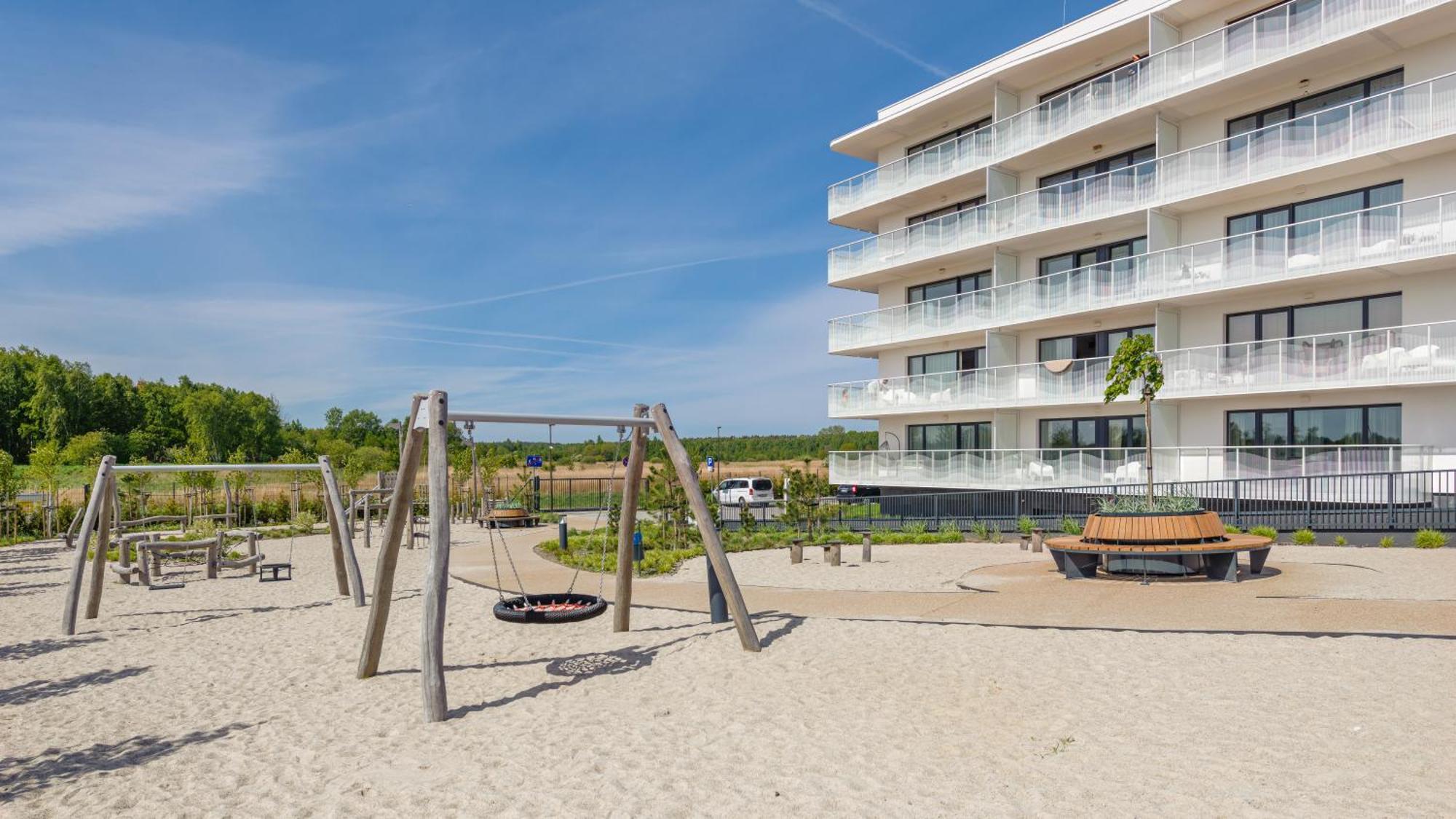 Apartament Lux Tukan B004, Polanki Aqua - Holiday City Kołobrzeg Exterior foto