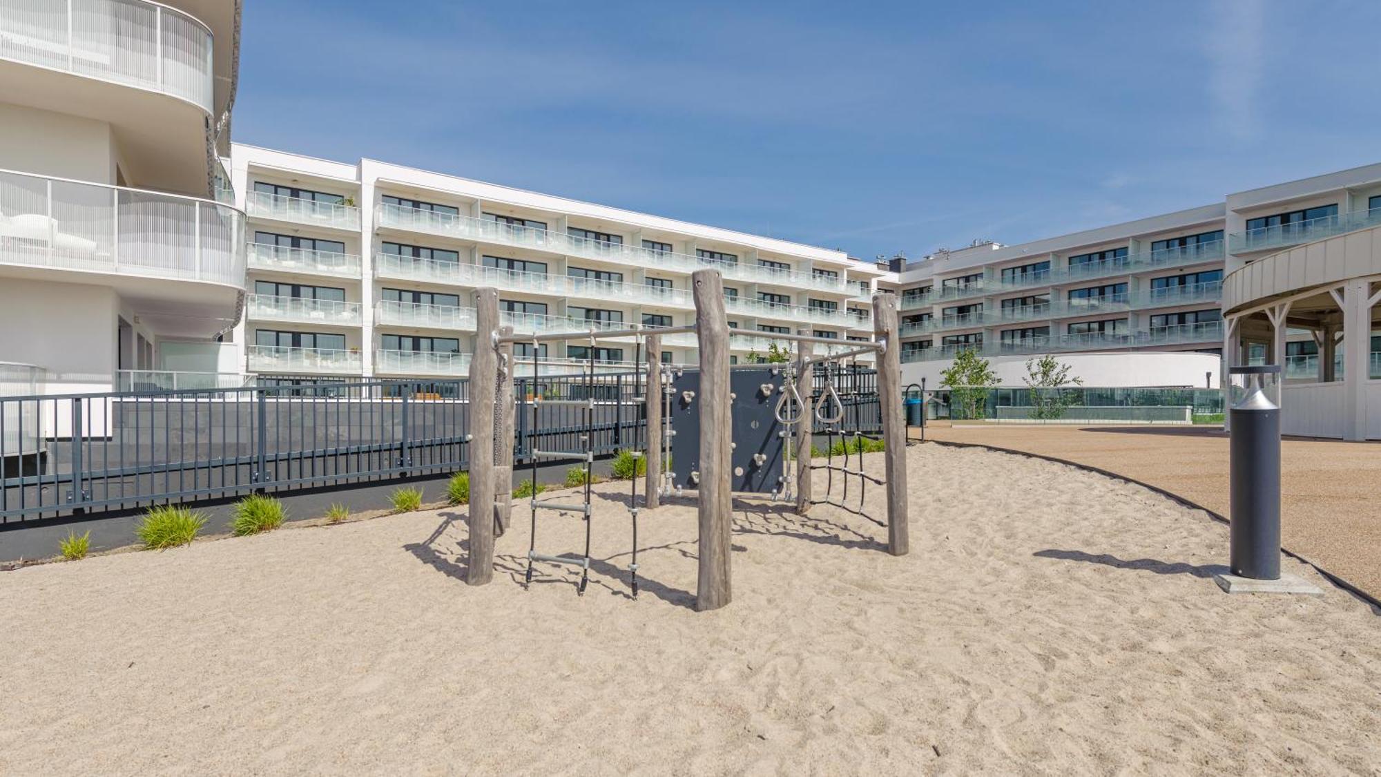Apartament Lux Tukan B004, Polanki Aqua - Holiday City Kołobrzeg Exterior foto
